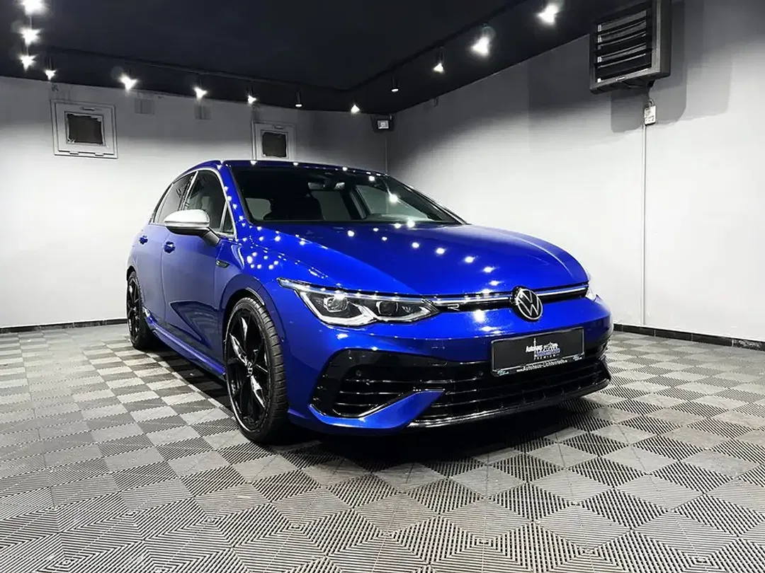 Volkswagen Golf - Thumbnail 2