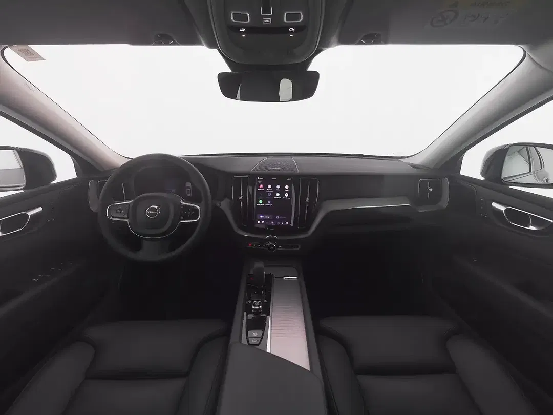 Volvo XC60 - Thumbnail 3