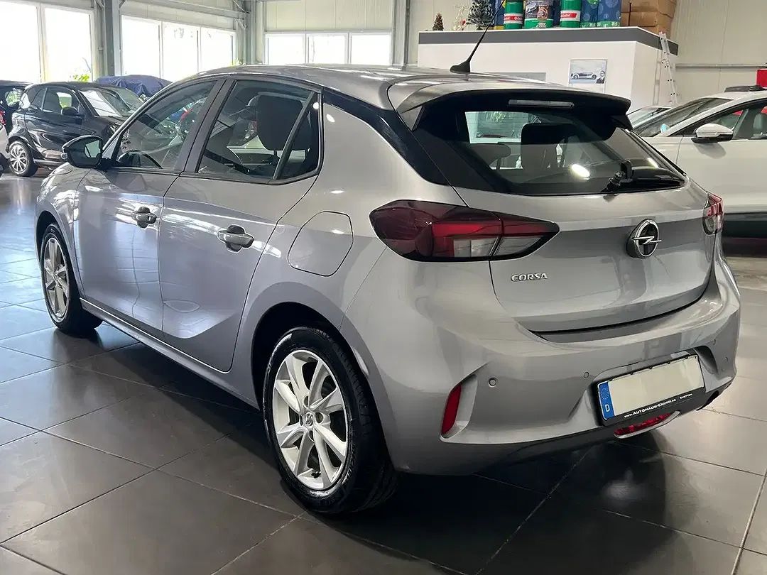 Opel Corsa 1.2 - foto 2