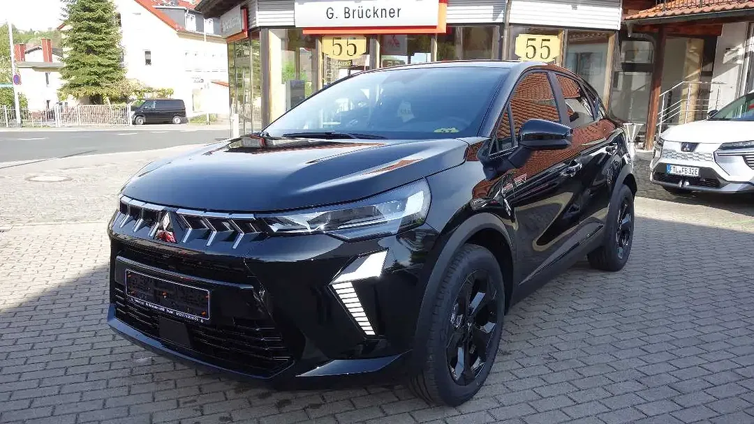 Mitsubishi ASX - Thumbnail 2