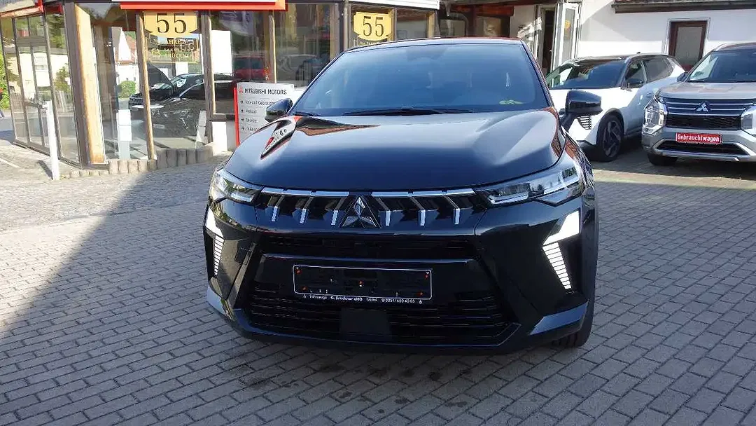 Mitsubishi ASX - Thumbnail 3