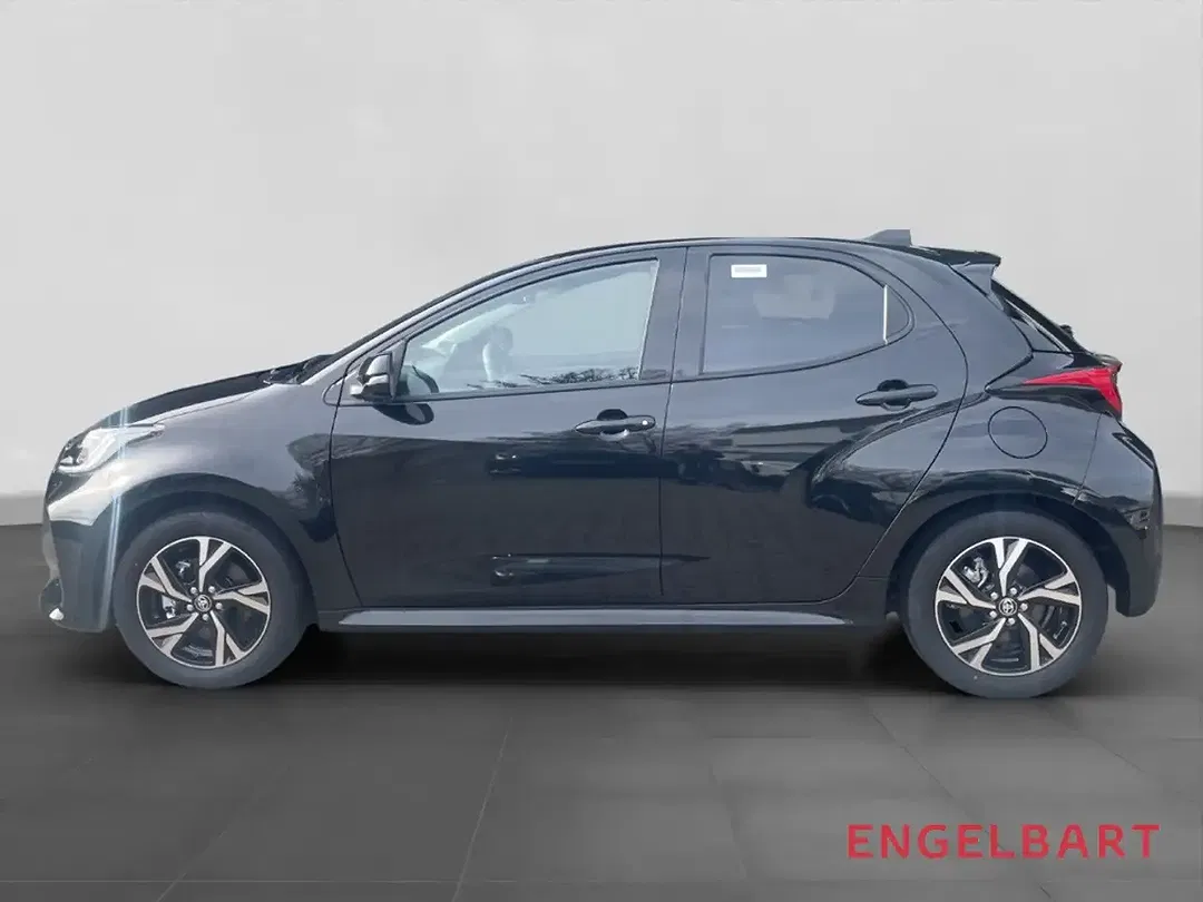 Toyota Yaris - Thumbnail 1