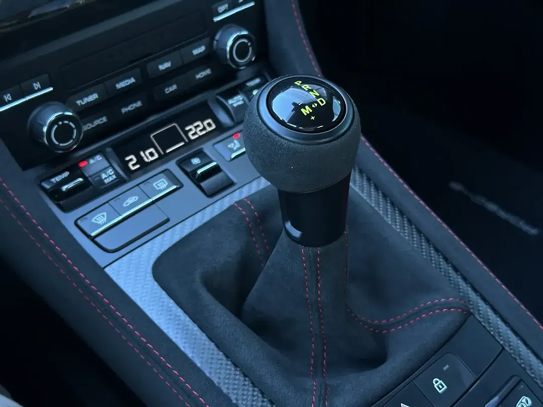 Porsche Boxster - Thumbnail 11