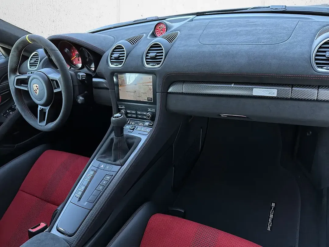 Porsche Boxster - Thumbnail 9