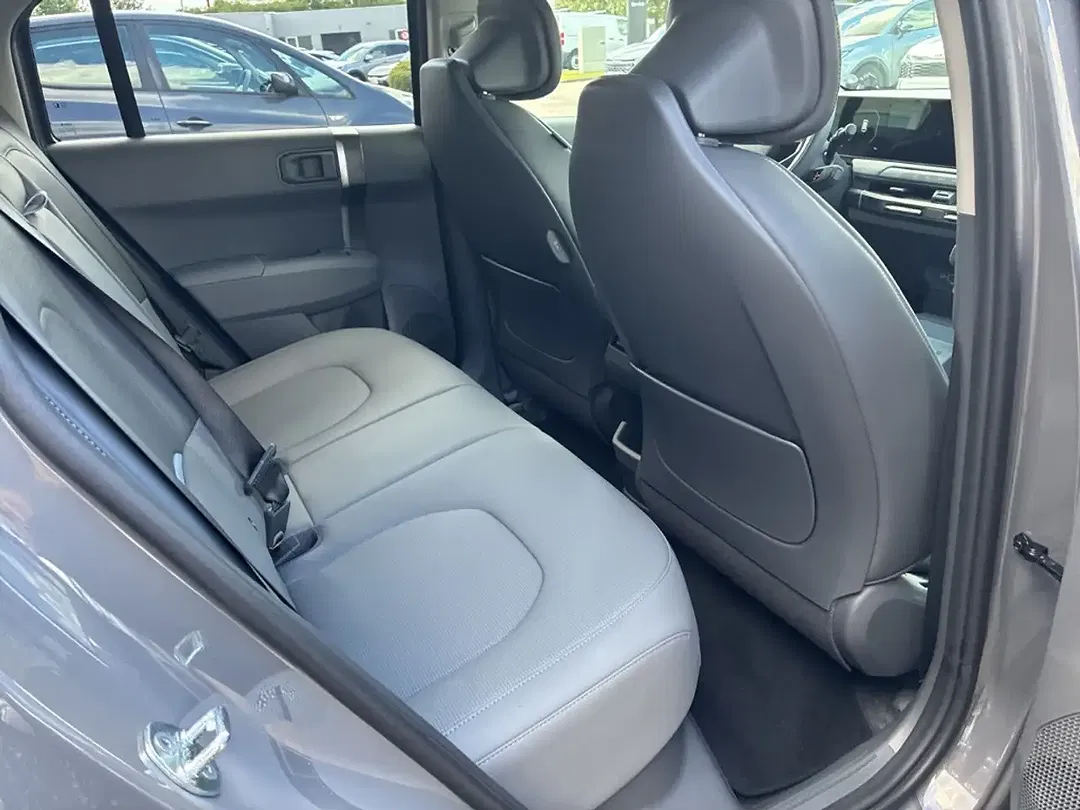 Kia EV3 - Thumbnail 8