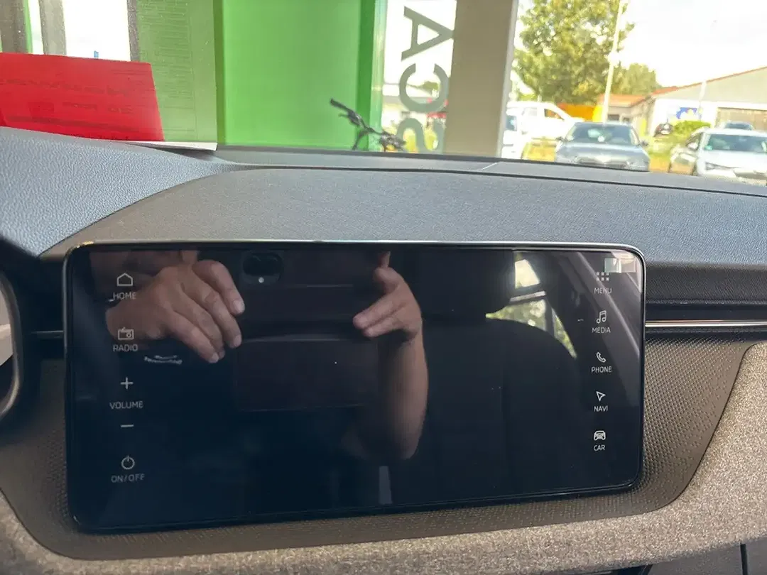 Skoda Kamiq - Thumbnail 9