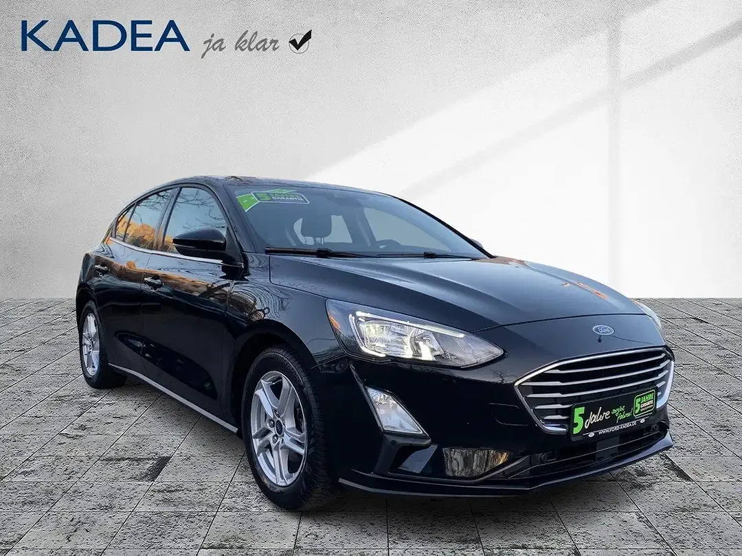 Ford Focus - Thumbnail 5