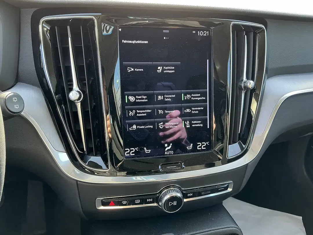 Volvo V60 - Thumbnail 10