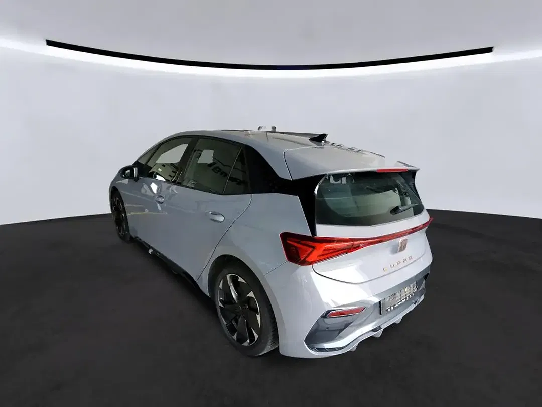 CUPRA Born - Thumbnail 3