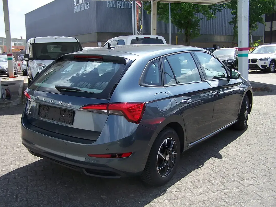 Skoda Scala - Thumbnail 3