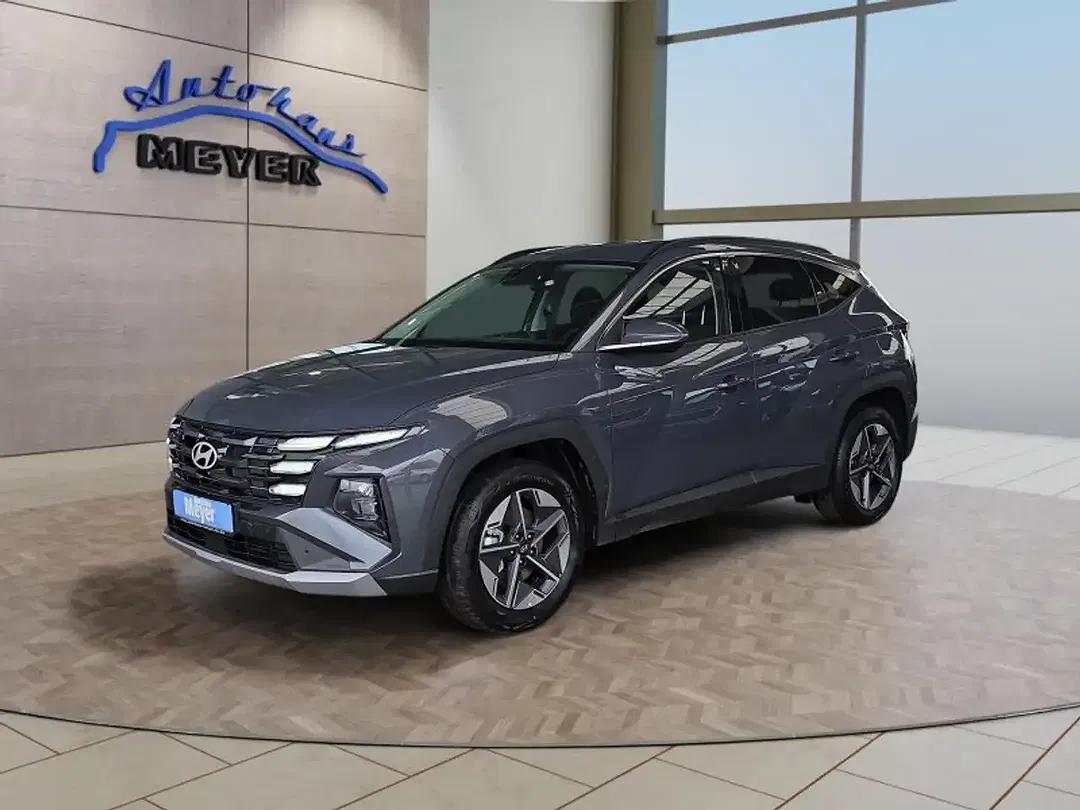 Hyundai TUCSON - Thumbnail 1