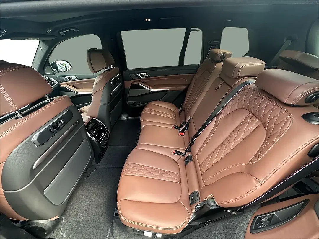 BMW X7 - Thumbnail 9
