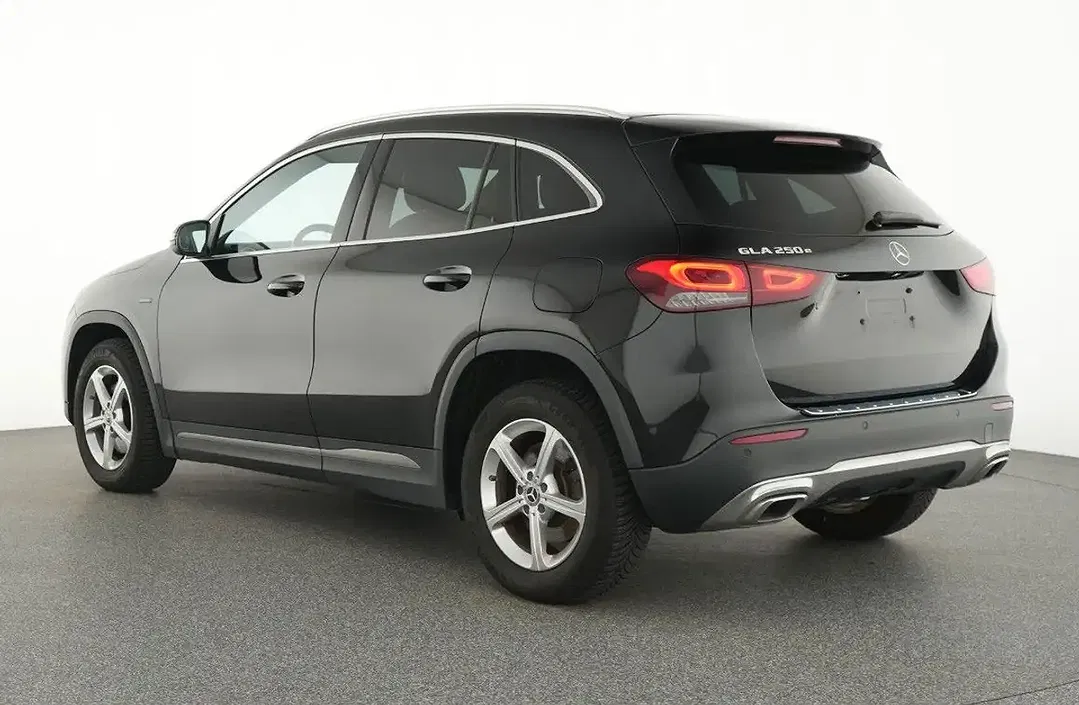 Mercedes-Benz GLA 250 - Thumbnail 7