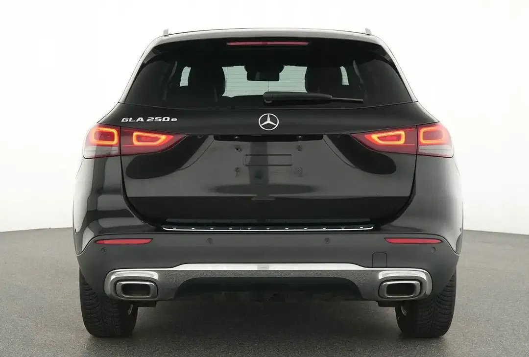 Mercedes-Benz GLA 250 - Thumbnail 9
