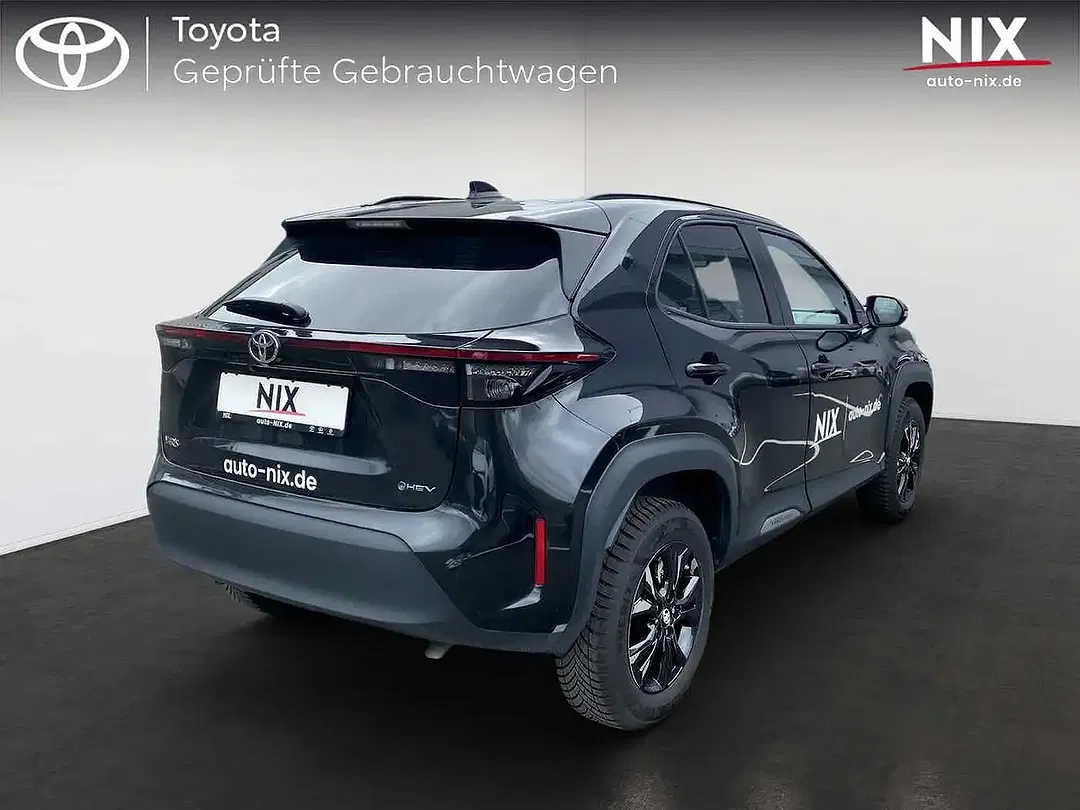 Toyota Yaris Cross - Thumbnail 4