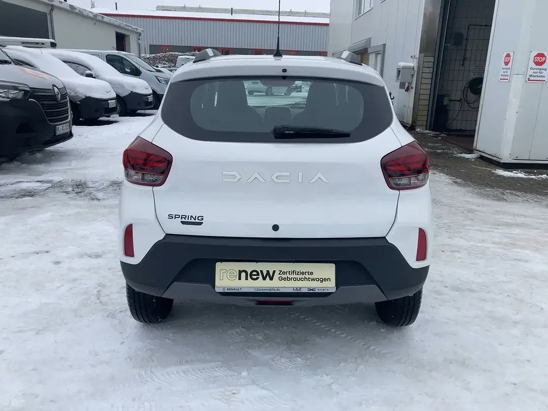 Dacia Spring - Thumbnail 3