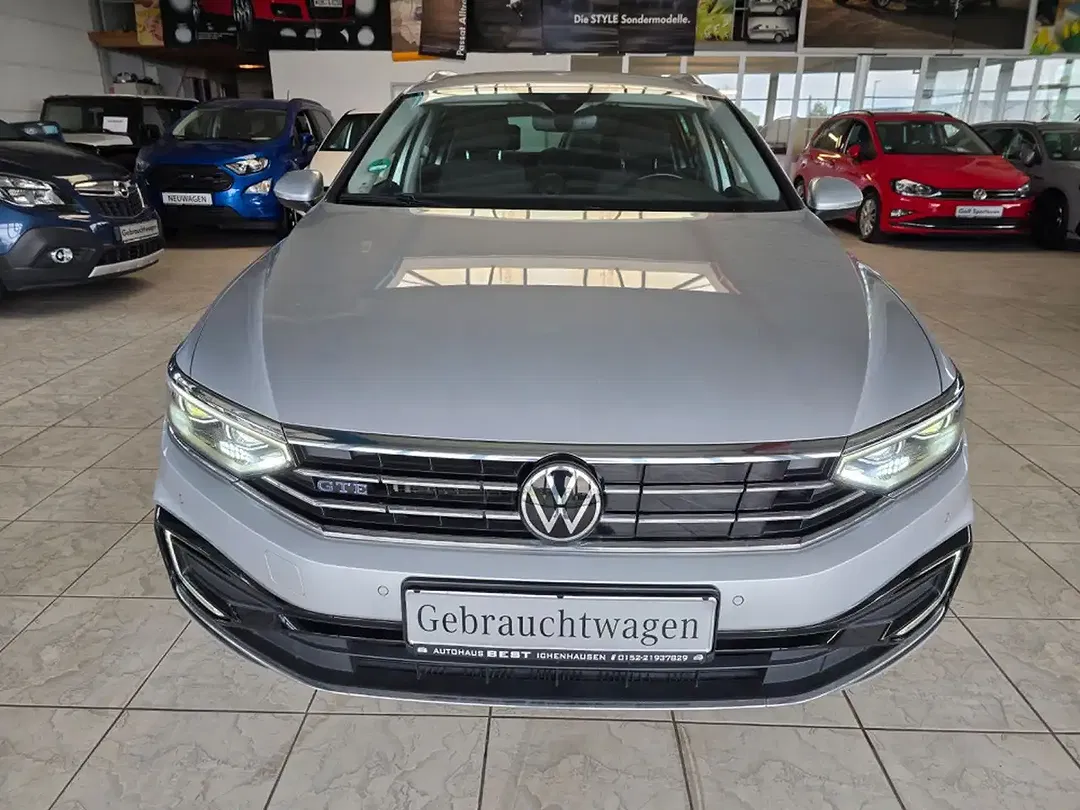 Volkswagen Passat Variant GTE - foto 2