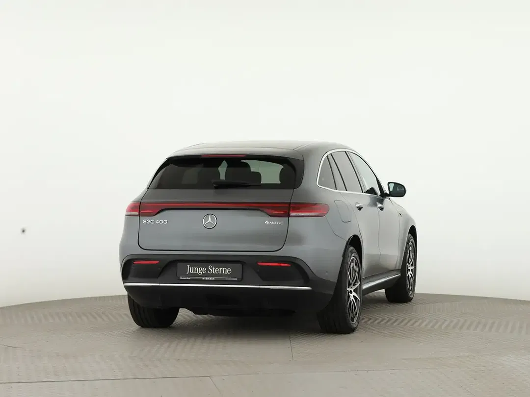 Mercedes-Benz EQC 400 - Thumbnail 2