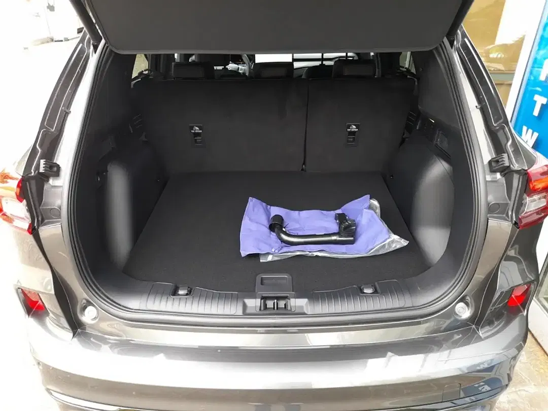 Ford Kuga - Thumbnail 12