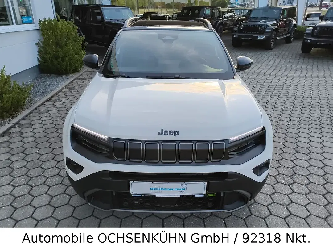 Jeep Avenger - Thumbnail 3