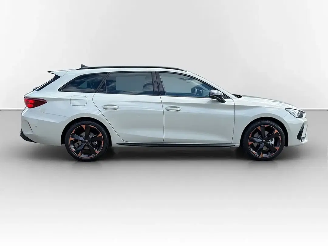 CUPRA Leon - Thumbnail 4