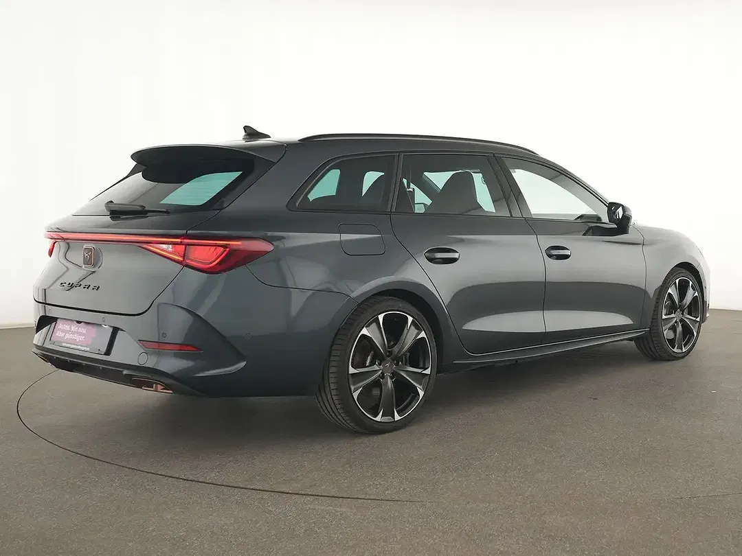 CUPRA Leon - Thumbnail 4
