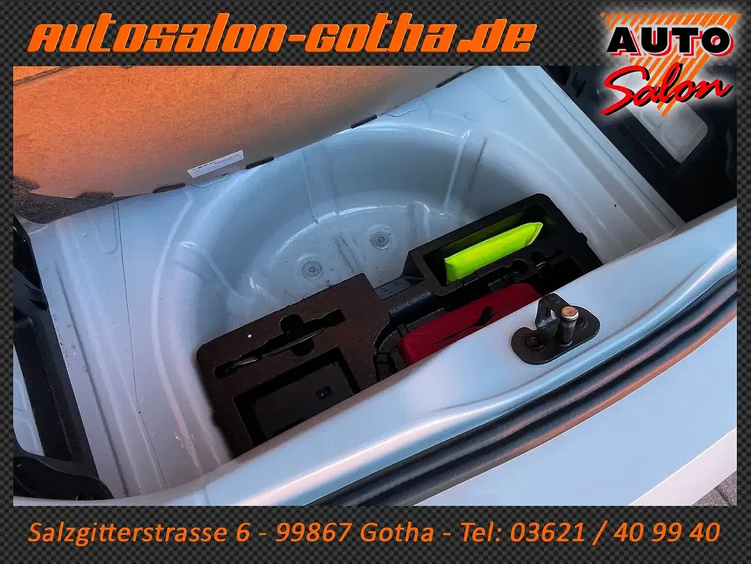 Volkswagen up! - Thumbnail 12
