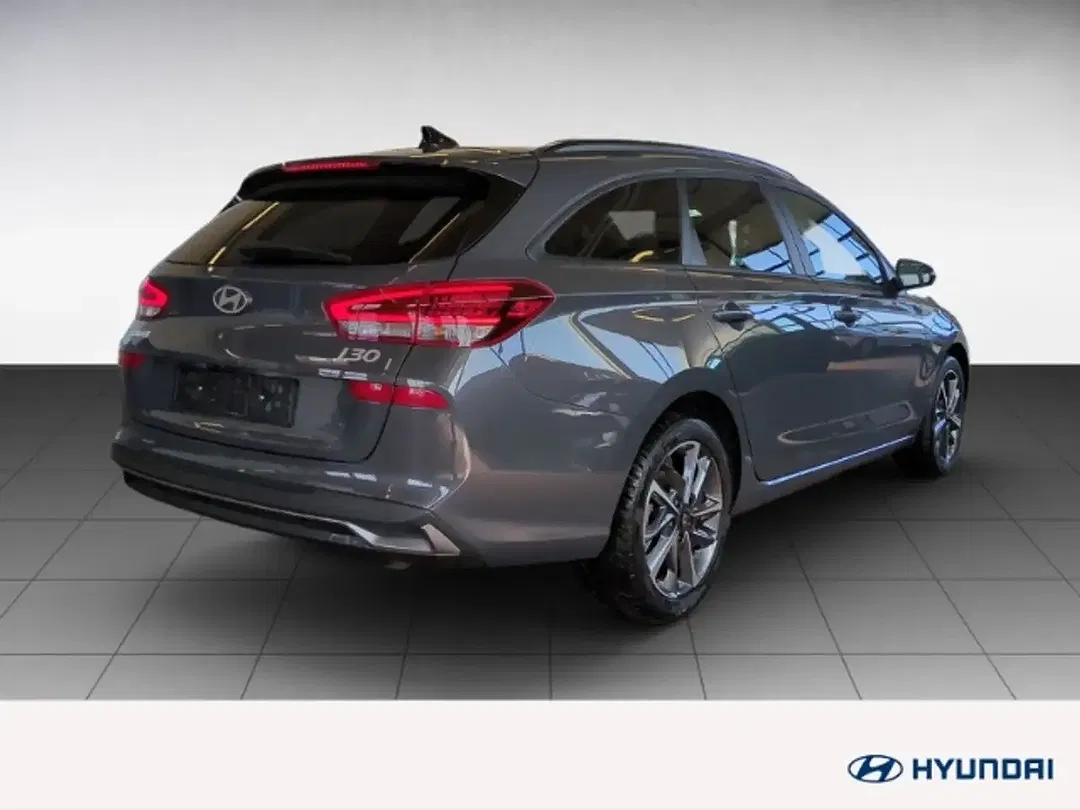 Hyundai i30 - Thumbnail 4