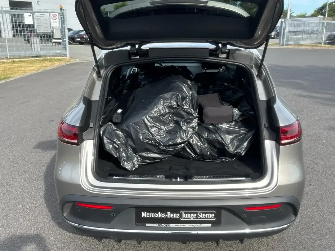 Mercedes-Benz EQC 400 4MATIC AMG Burmester - foto 16