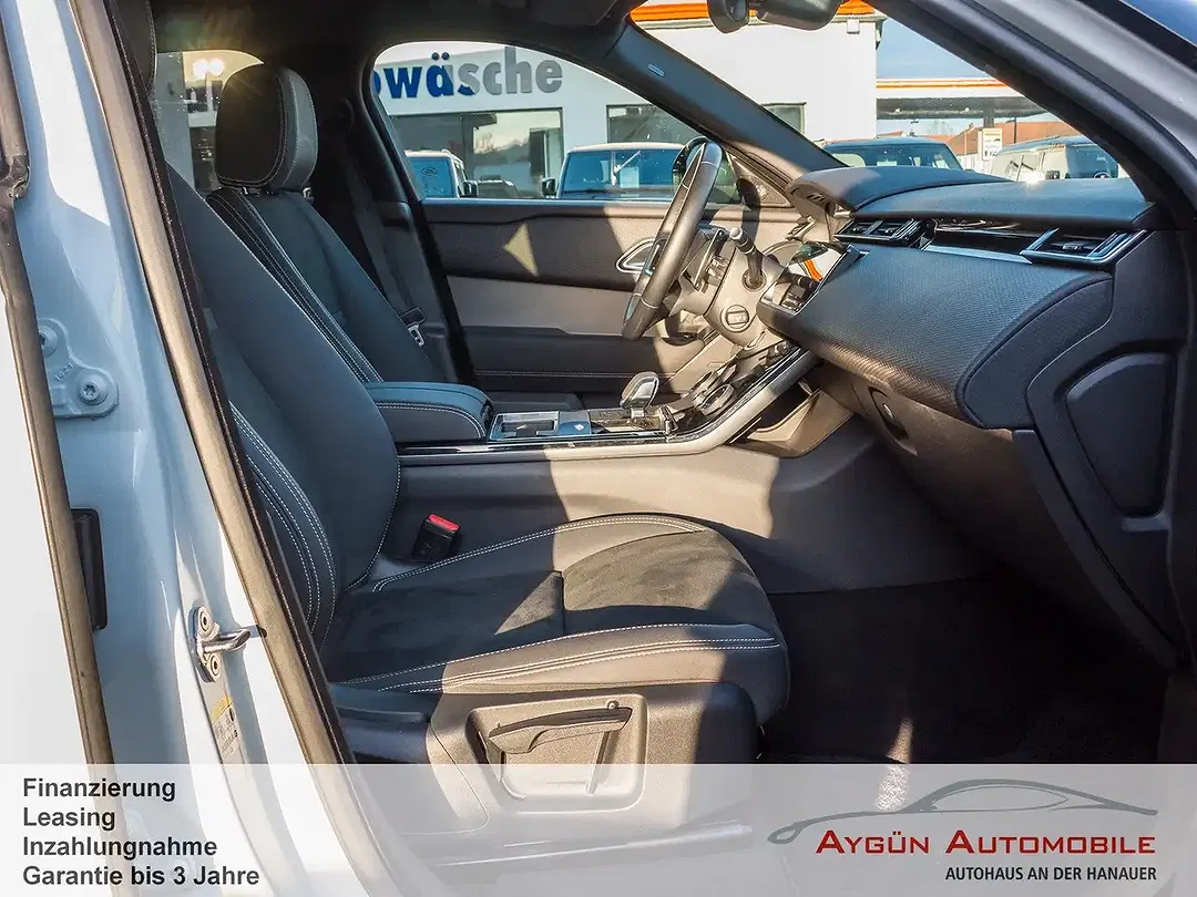 Land Rover Range Rover Velar - Thumbnail 12