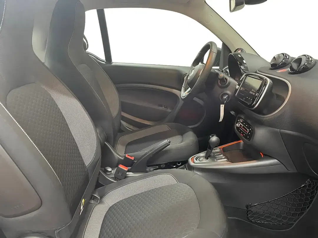 smart forTwo - Thumbnail 3