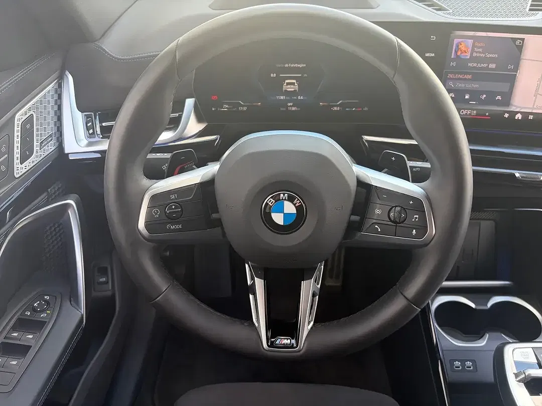 BMW X2 - Thumbnail 15