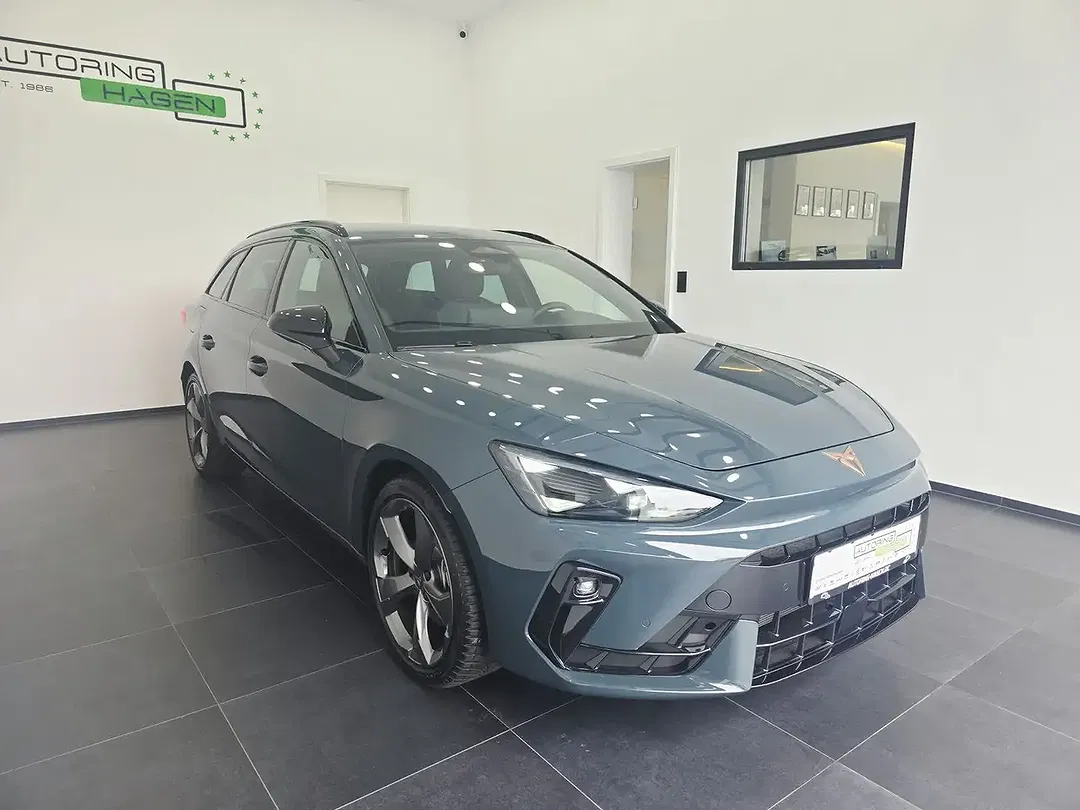 CUPRA Leon - Thumbnail 3