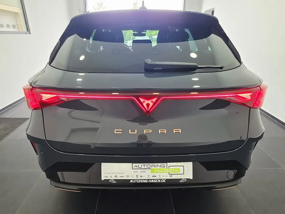 CUPRA Leon - Thumbnail 5