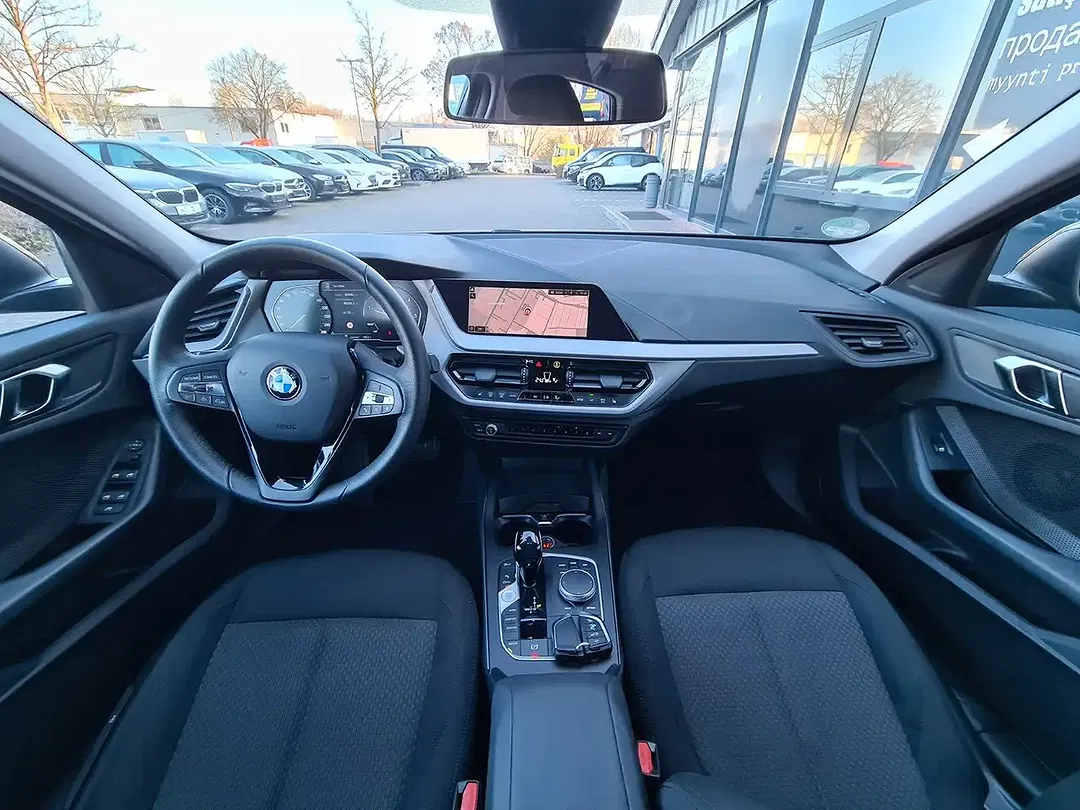 BMW 116 - Thumbnail 10