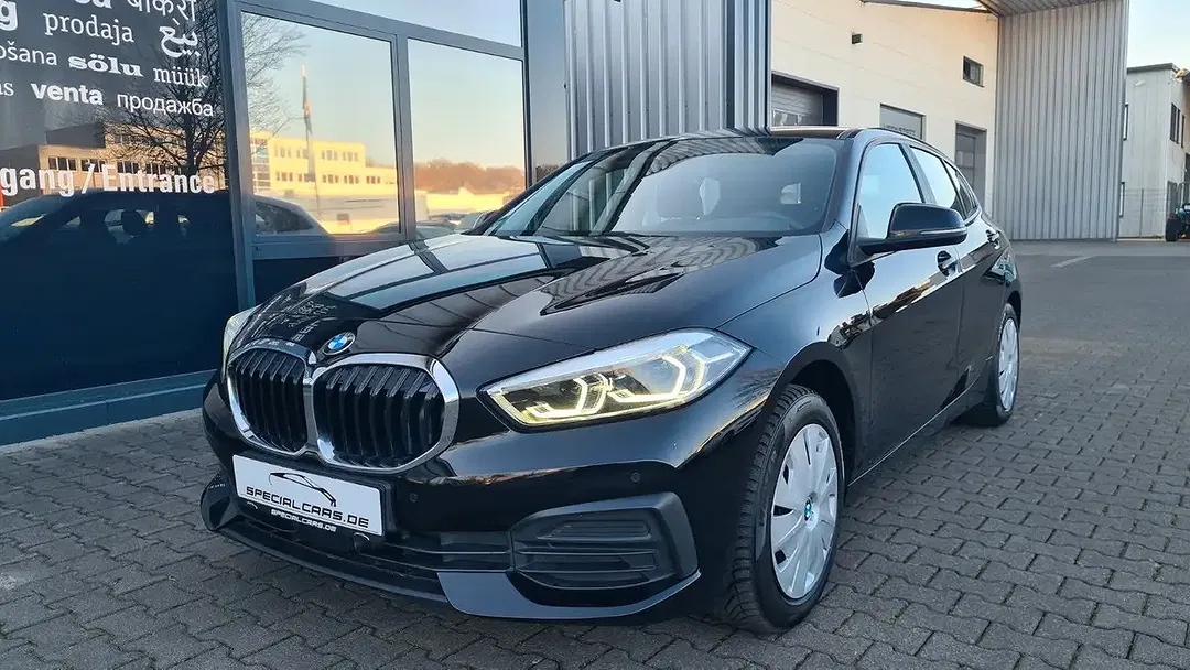 BMW 116 - Thumbnail 3