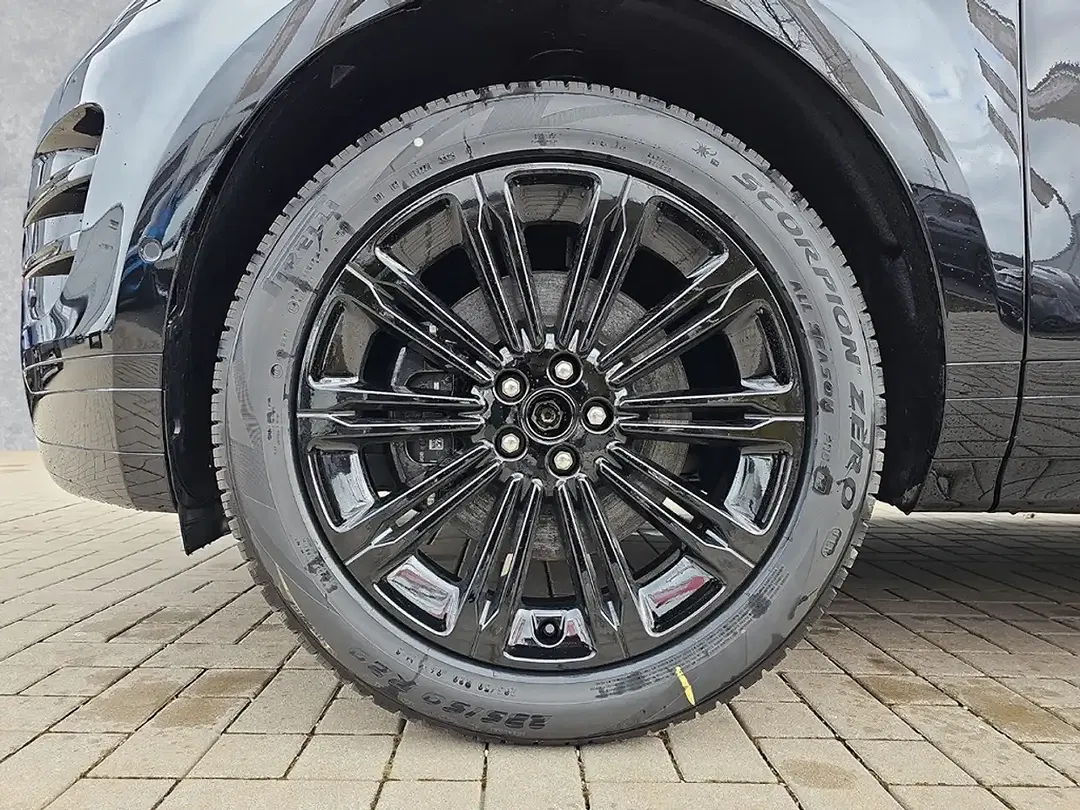 Land Rover Range Rover Evoque - Thumbnail 9