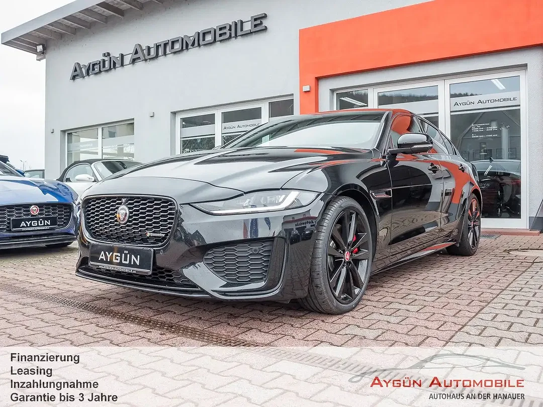 Jaguar XE - Afbeelding 1