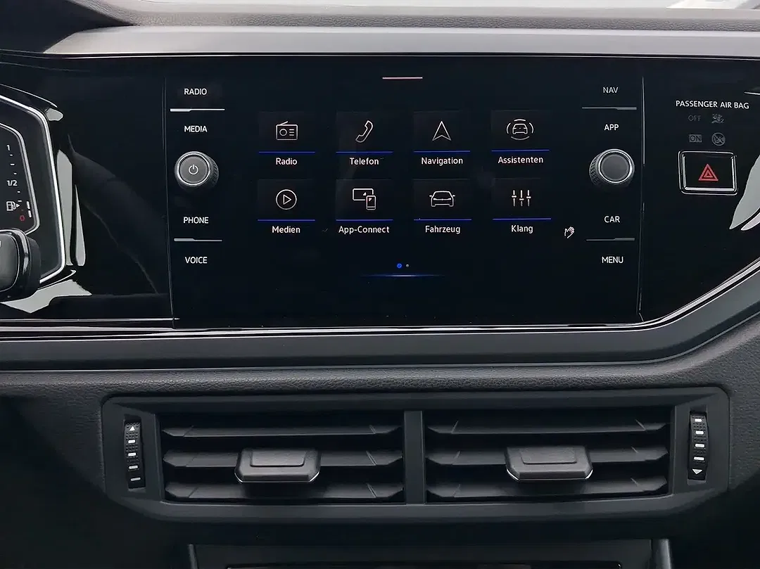 Volkswagen Polo - Thumbnail 10