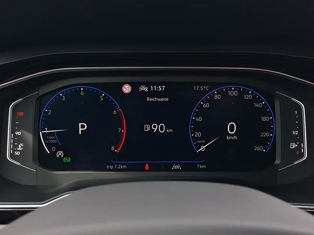 Volkswagen Polo - Thumbnail 9
