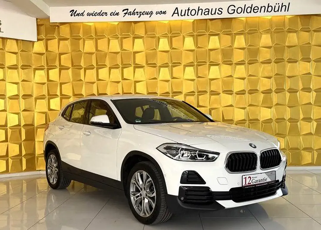 BMW X2 - Thumbnail 3
