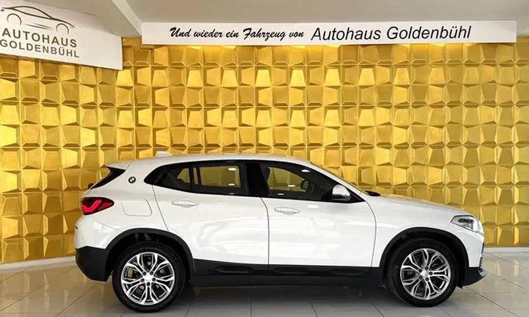 BMW X2 - Thumbnail 4