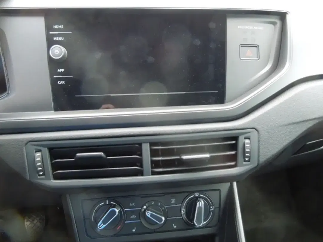 Volkswagen Polo - Thumbnail 7