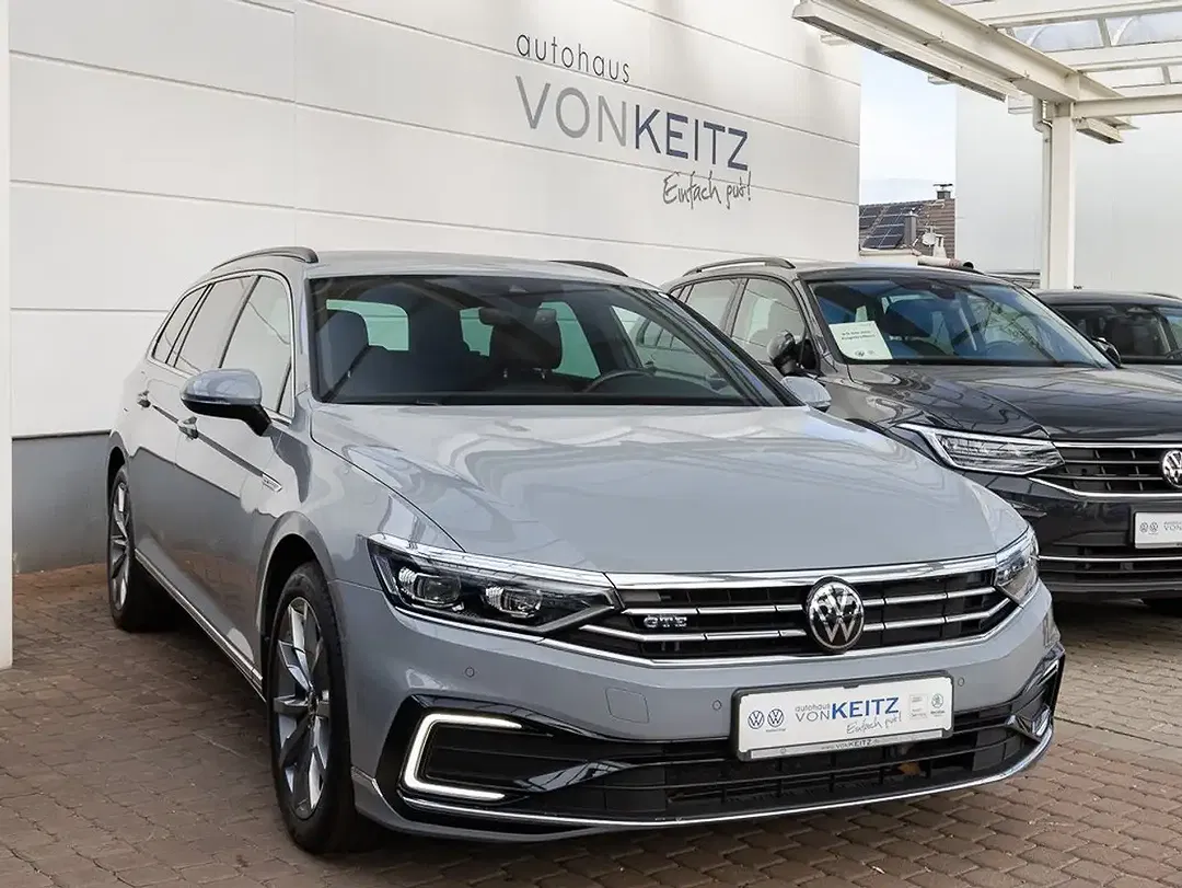 Volkswagen Passat Variant - Thumbnail 4
