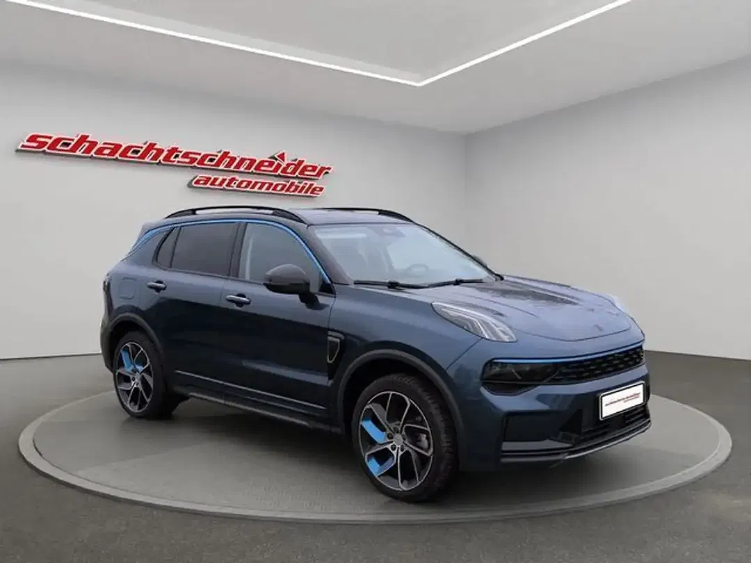 Lynk & Co 01 - Thumbnail 2
