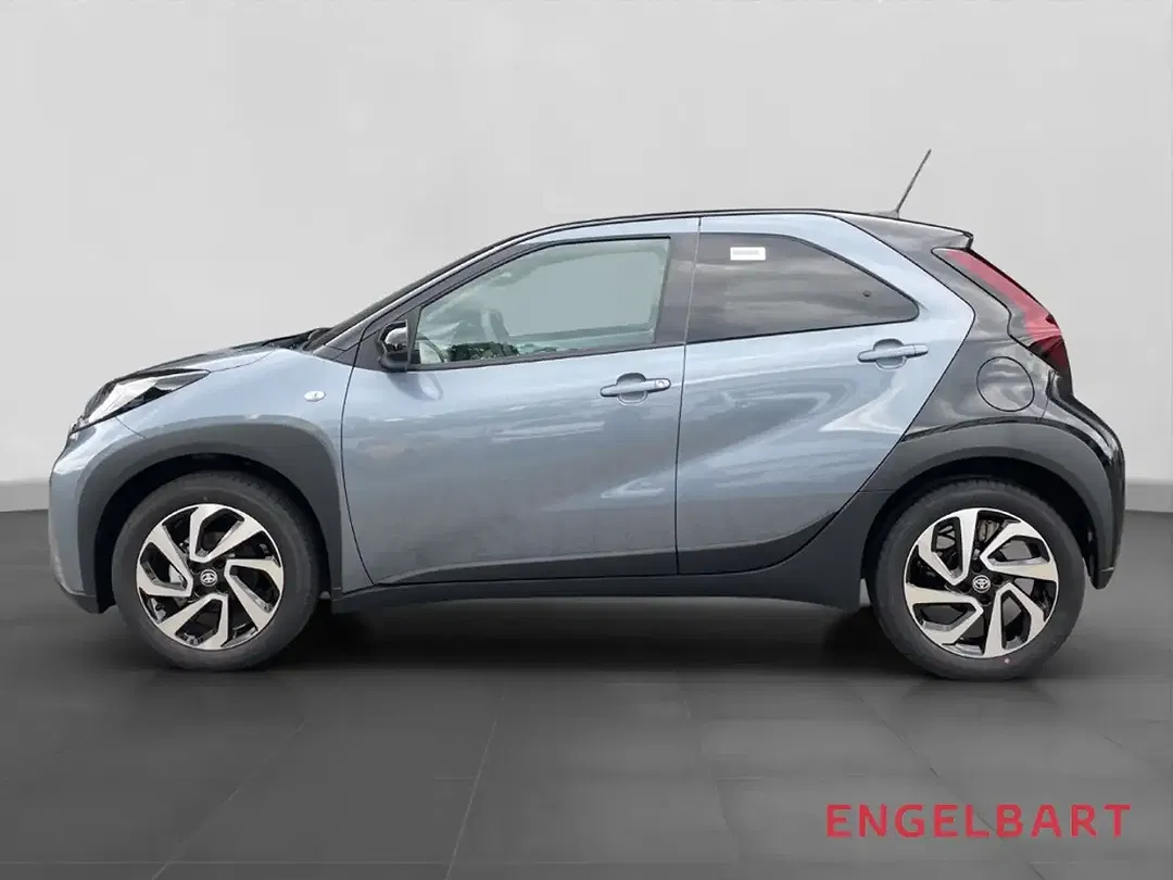 Toyota Aygo X - Thumbnail 2