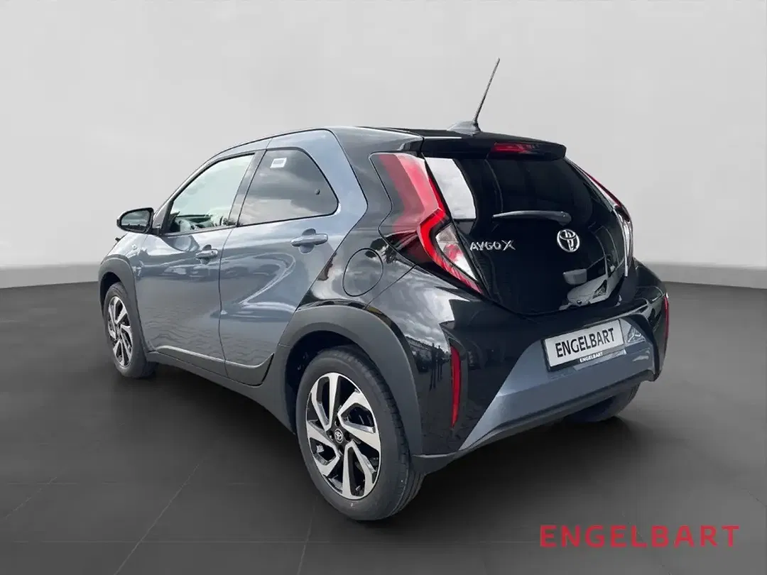 Toyota Aygo X - Thumbnail 3