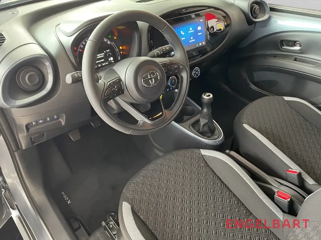 Toyota Aygo X - Thumbnail 7