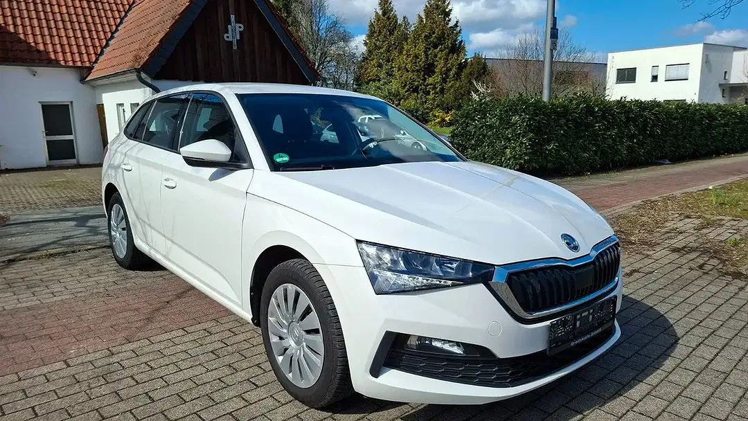 Skoda Scala 1.0 TSI - foto 1