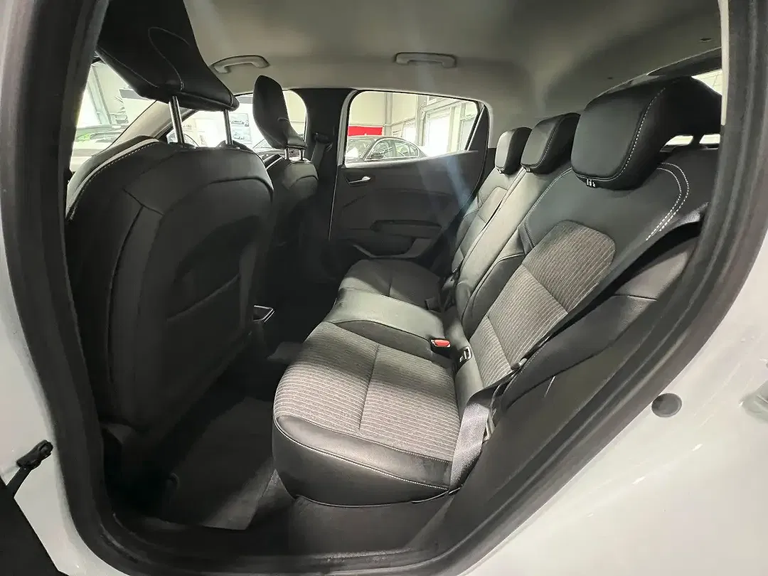 Renault Clio - Thumbnail 7